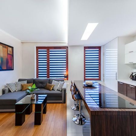 Clicktheflat Luxury Apartment In وارسو المظهر الخارجي الصورة