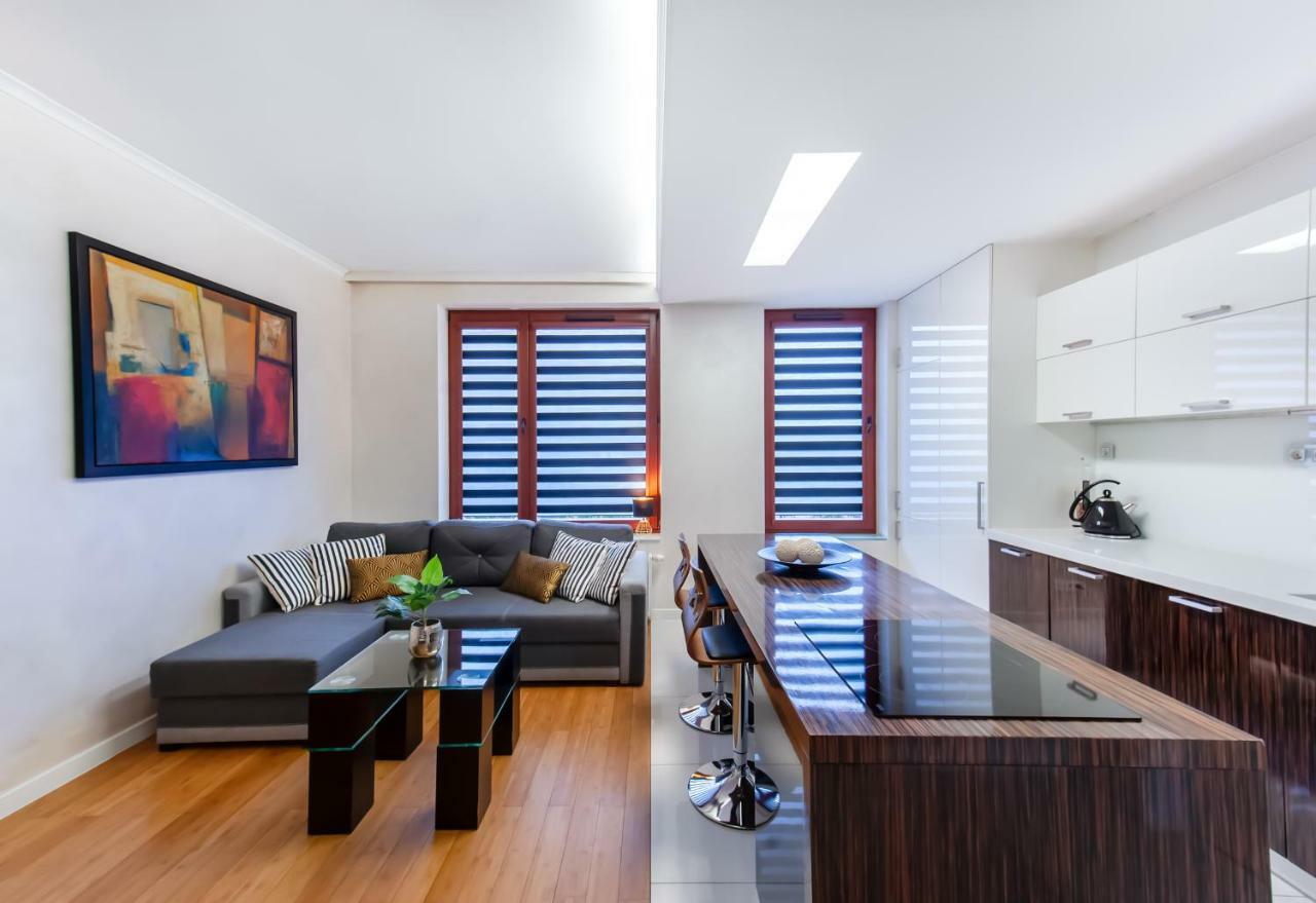 Clicktheflat Luxury Apartment In وارسو المظهر الخارجي الصورة